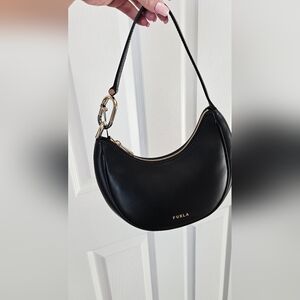 Furla Black Leather Shoulder Bag